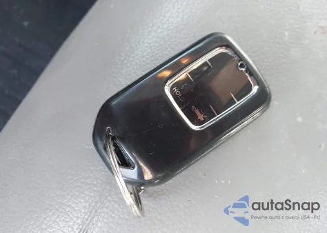 2017 Honda Pilot Touring from USA, damaged, VIN 5FNYF5H9XHB004250